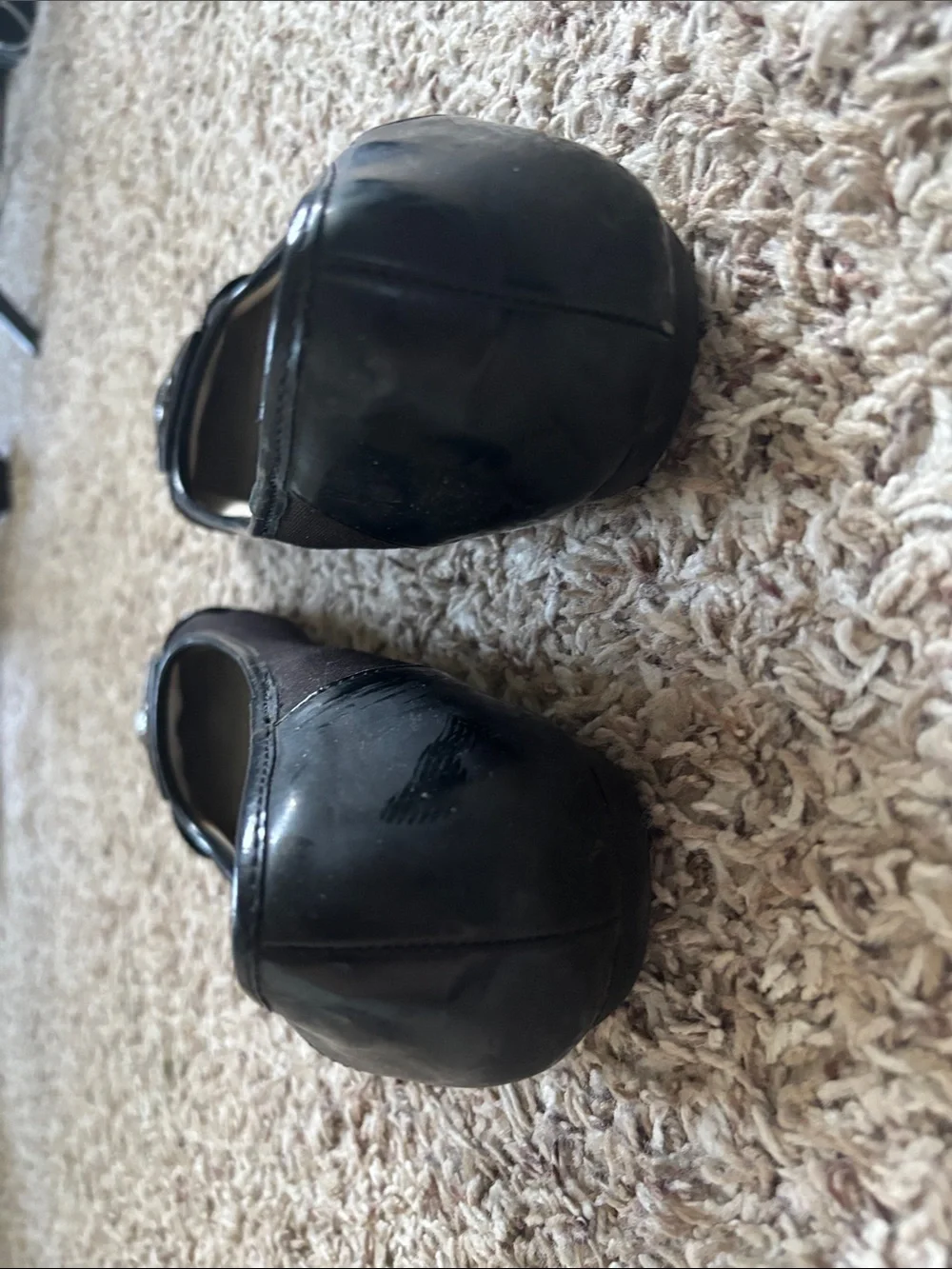 Anne Klein black alkazi